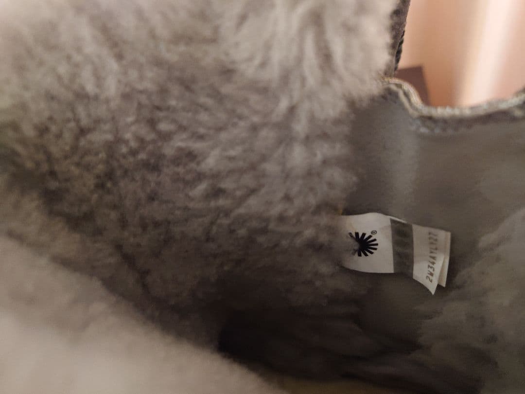 限定価格 美品 UGG ムートンブーツ SPARKLE ZIP