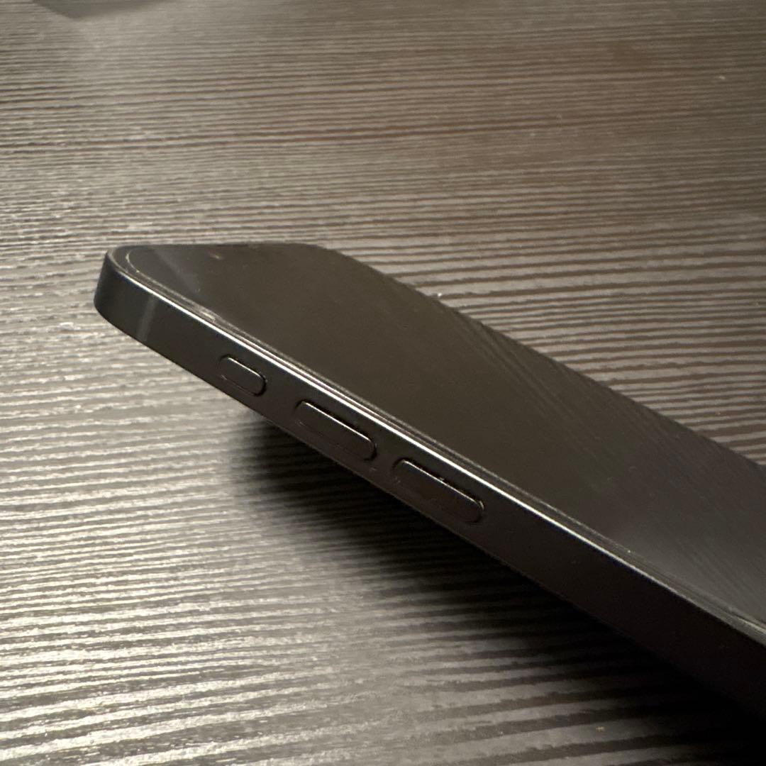 iPhone16e 本体 128GB フィルムカバー付き ブラック