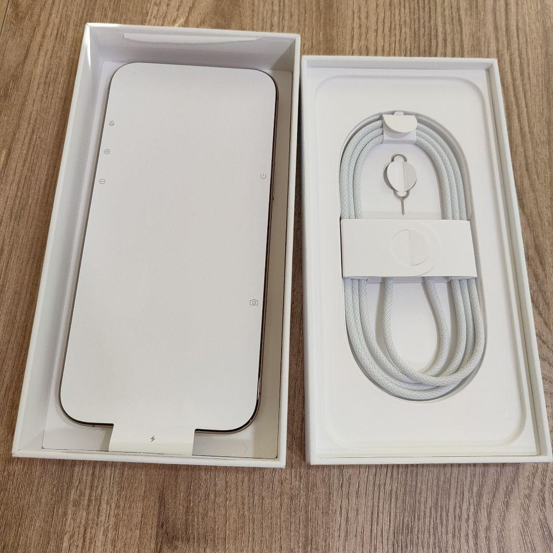 【ZHANGYINYU】新品未使用 iPhone16 Pro Max