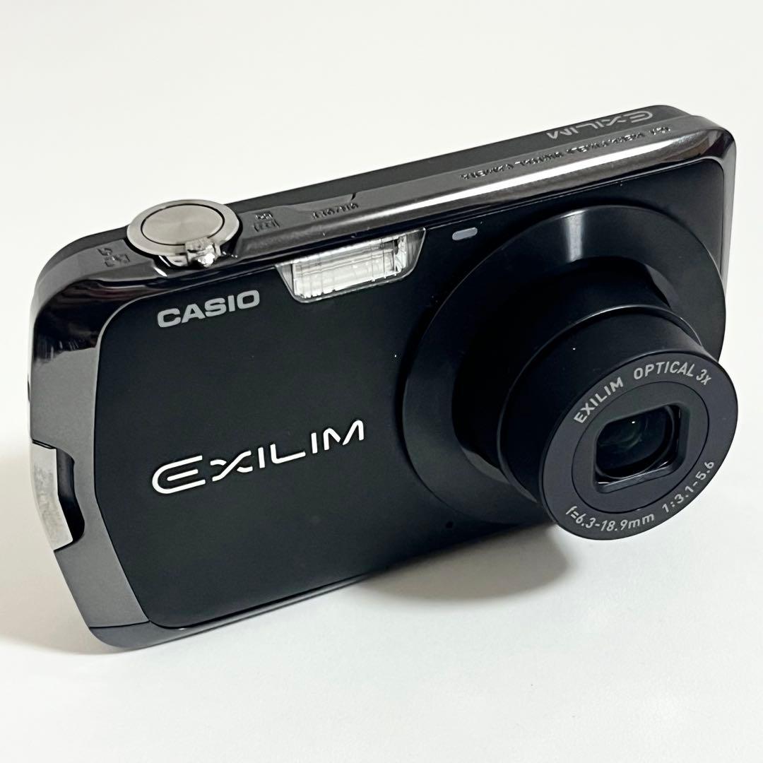 デジタルカメラ CASIO EXILIM EX-Z330
