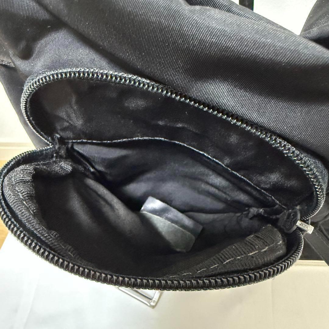 PRADA プラダ ショルダーバッグ メッセンジャー クロスボディ ボディバッグ