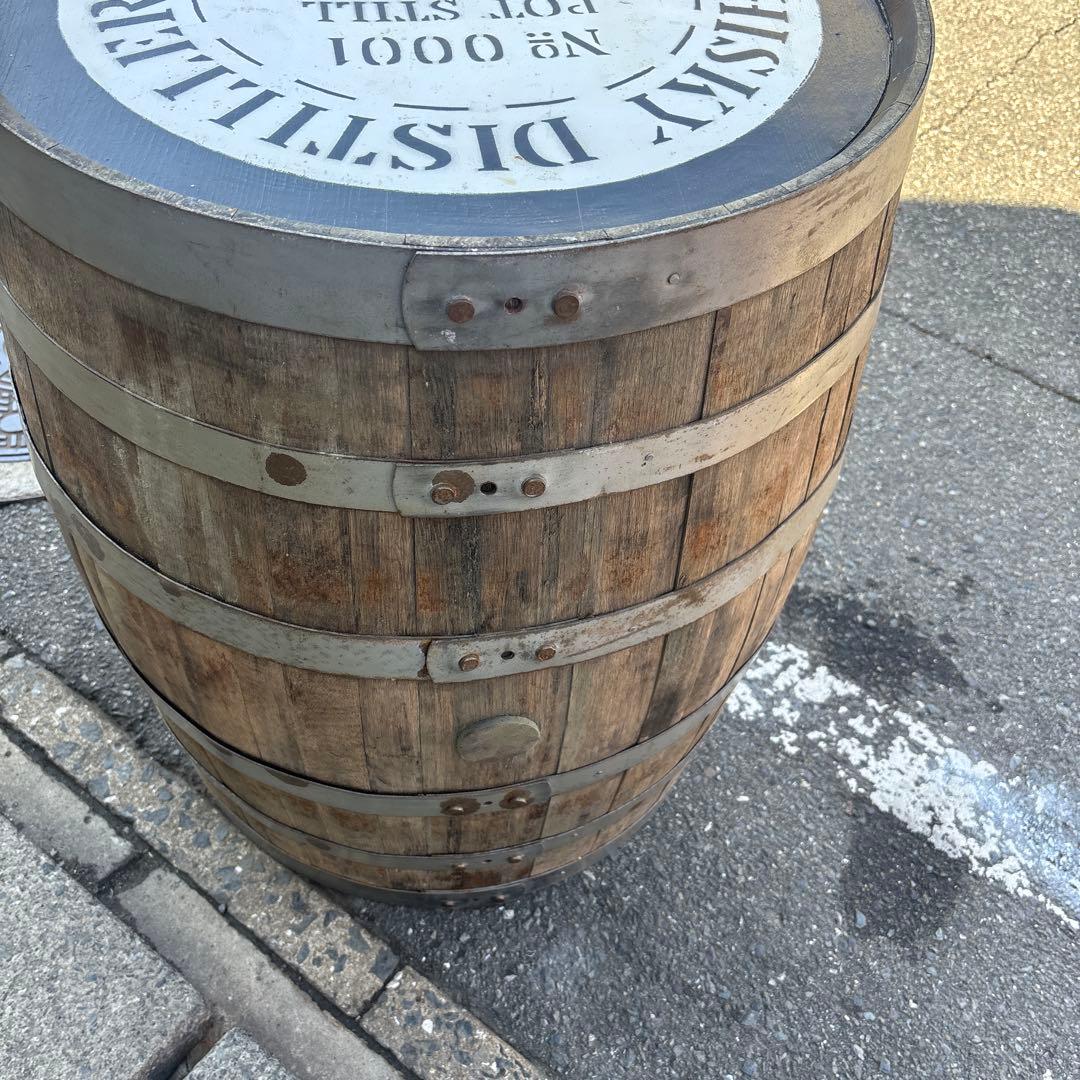 アンティーク雑貨 Suntory whiskey barrel