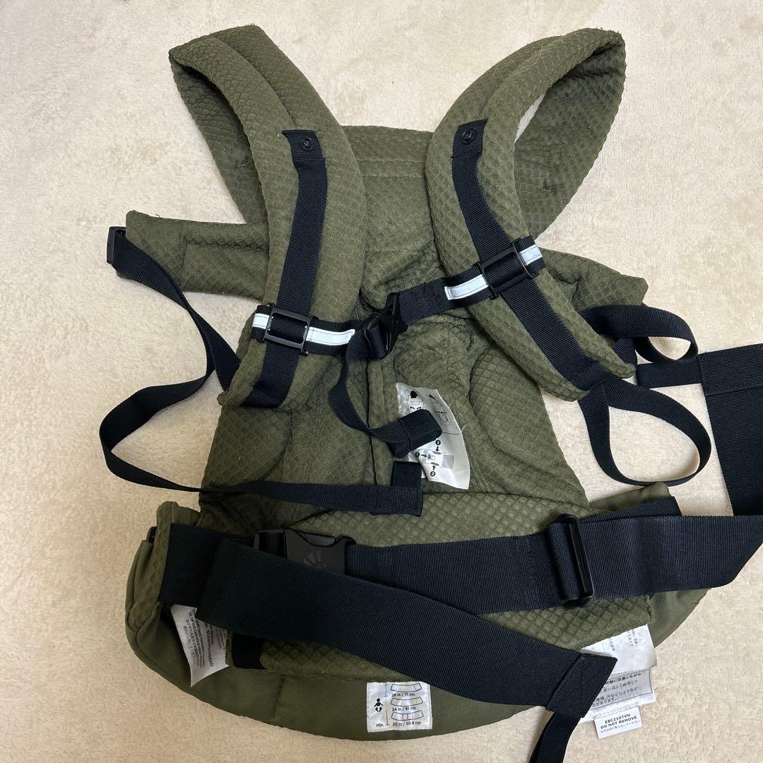 ergobaby OMNI Breeze オリーブ　グリーン