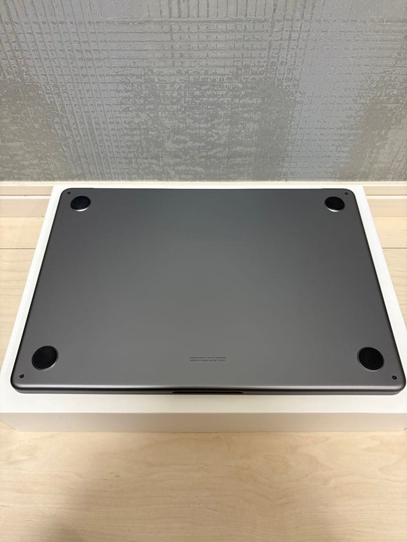 Apple MacBook AIR 13インチ　M2