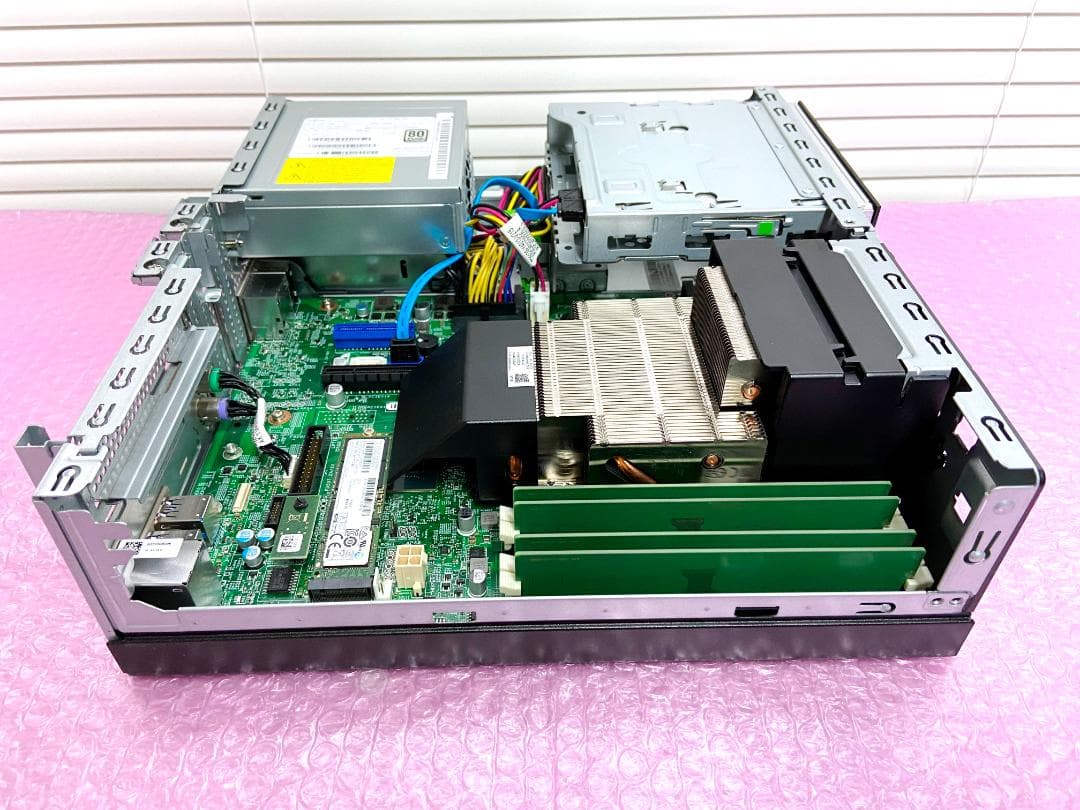 富士通 J5010 32GB SSD512G NVMe 第10世代 Quadro