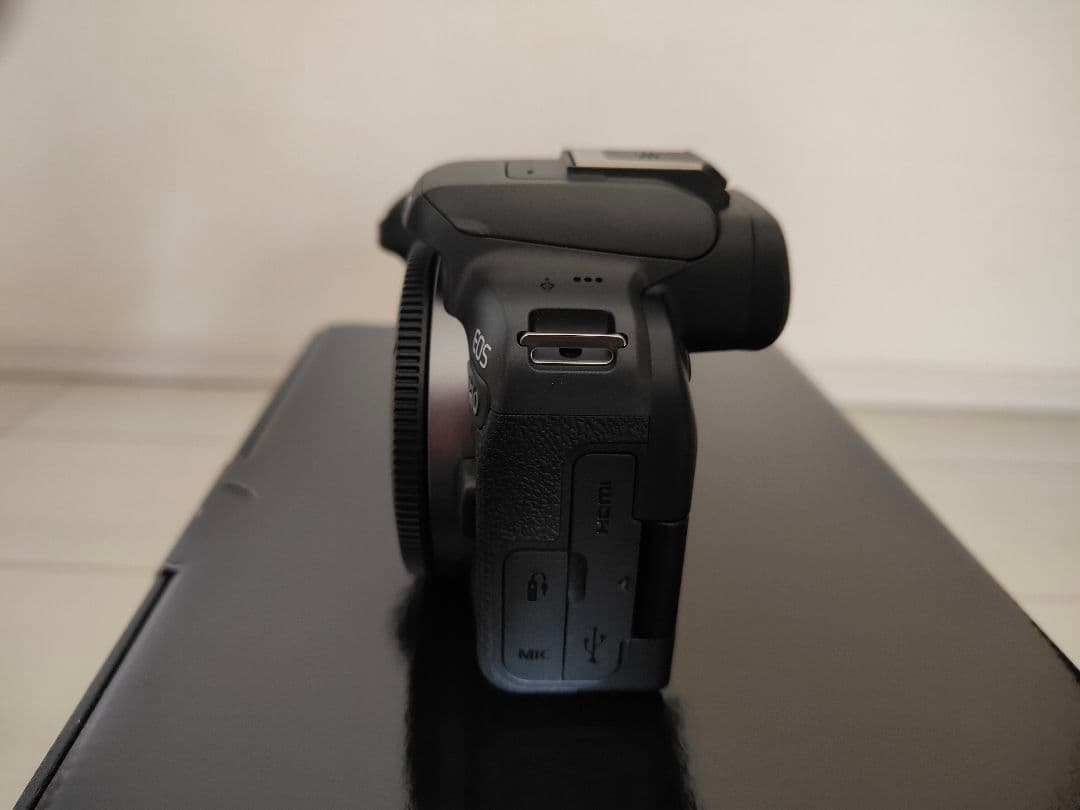 Canon EOS R10 ミラーレス一眼 本体