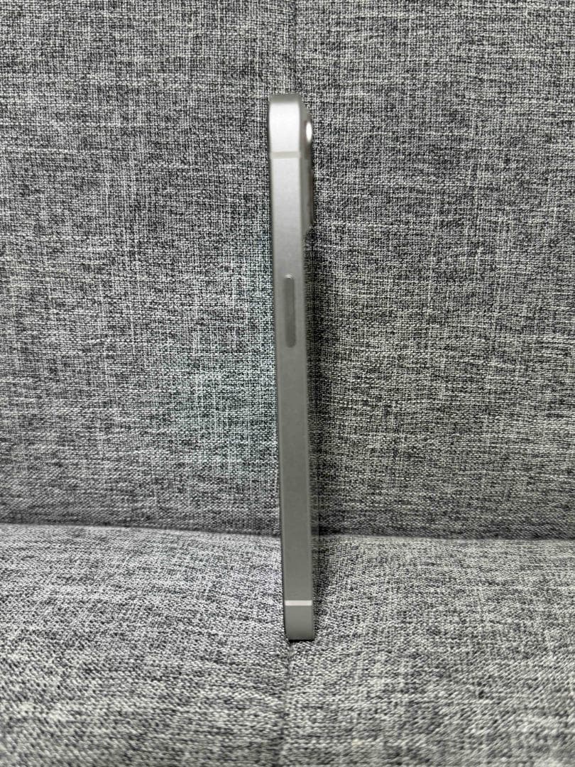 【Appleストア購入】iPhone13 256GB スターライトSIMフリー