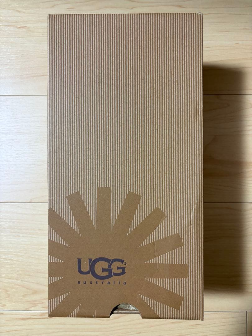 未使用品　UGG モカシン　ローファー