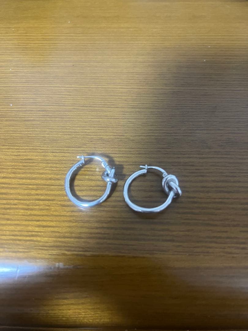 CELINE ノット スモールフープ シルバー ピアス セリーヌ　片耳のみ