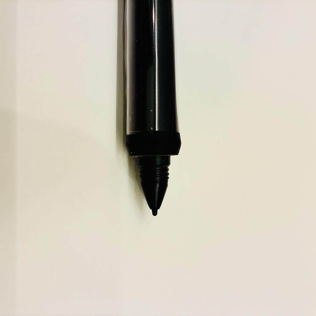 液タブ・ペンタブ Wacom Cintiq 16