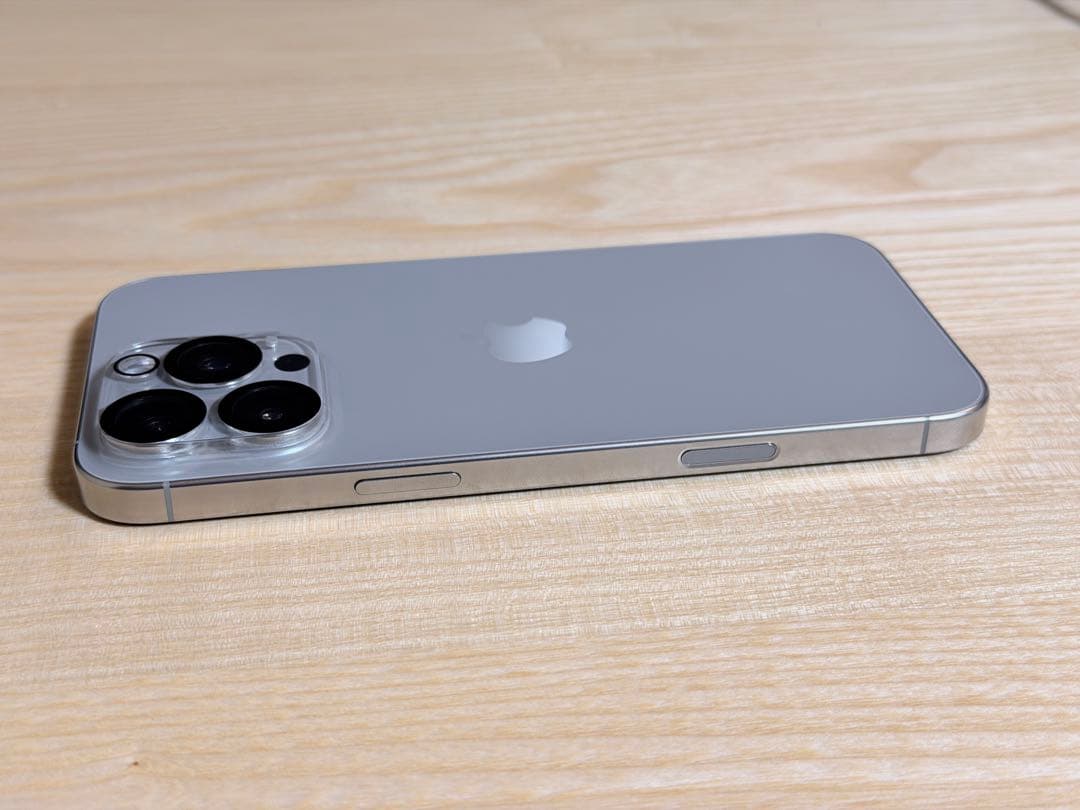 Apple iPhone 16 pro max 512GB 美品