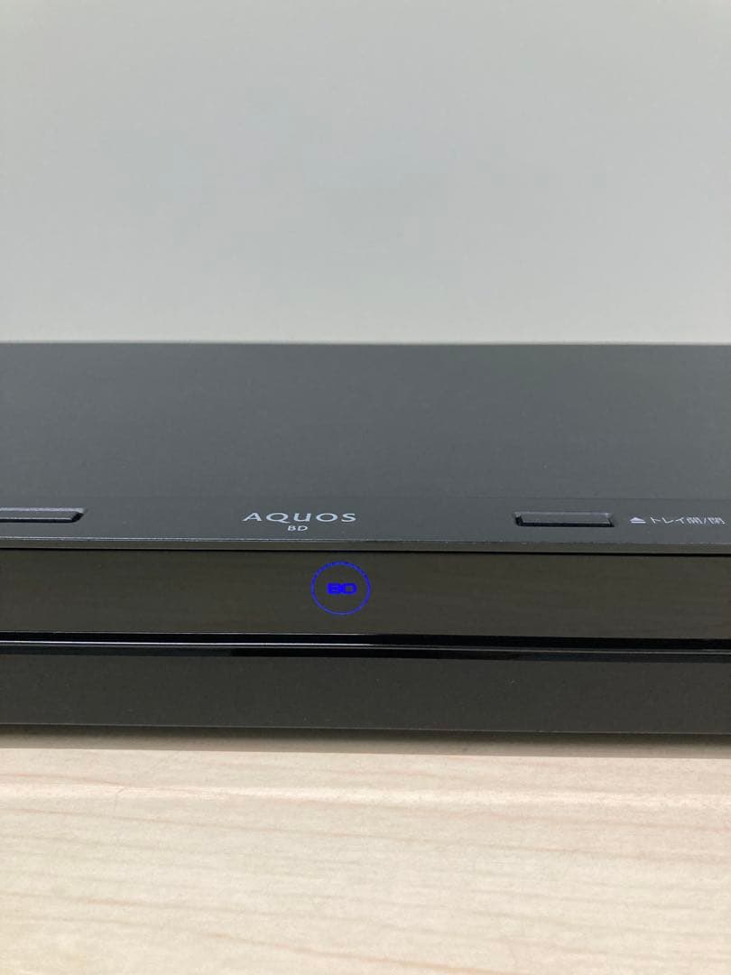 めっちゃ綺麗　リモコン新品　シャープ　AQUOS ブルーレイ　BD-NW510