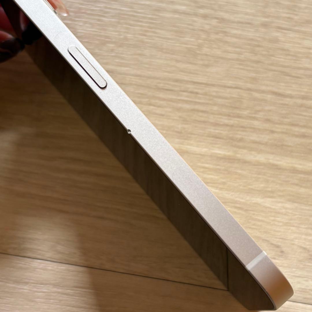 あずきさま【SIMフリー】iPhone 13 256GB 80%