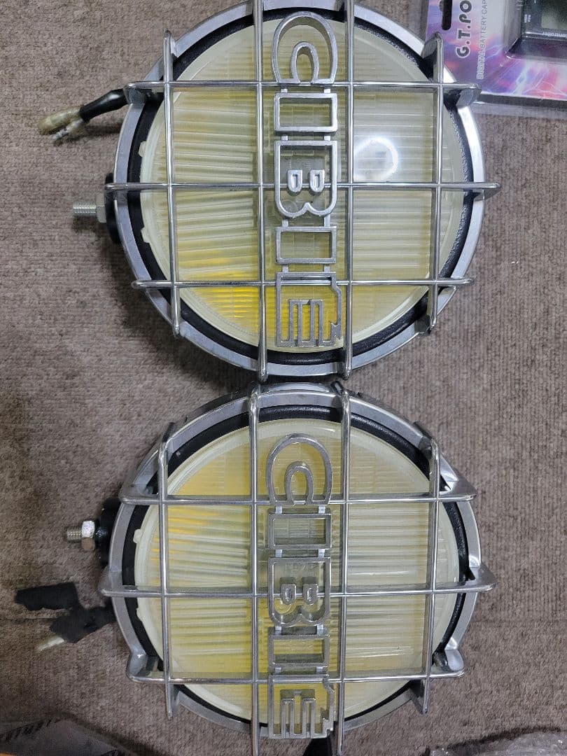 CIBIEフォグライトと黄色サイドミラー新品、ダウンサス中古　人感センサーライト