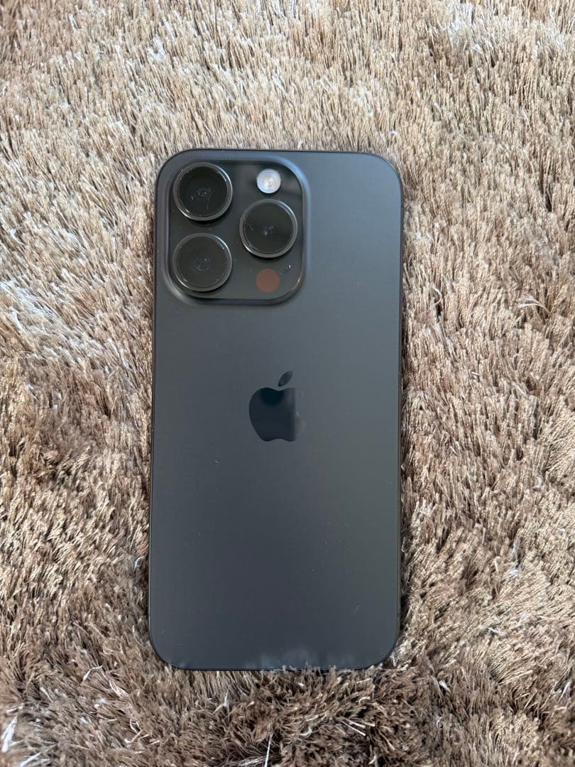 【美品】iPhone 15 Pro 256GB omtidoriさま専用