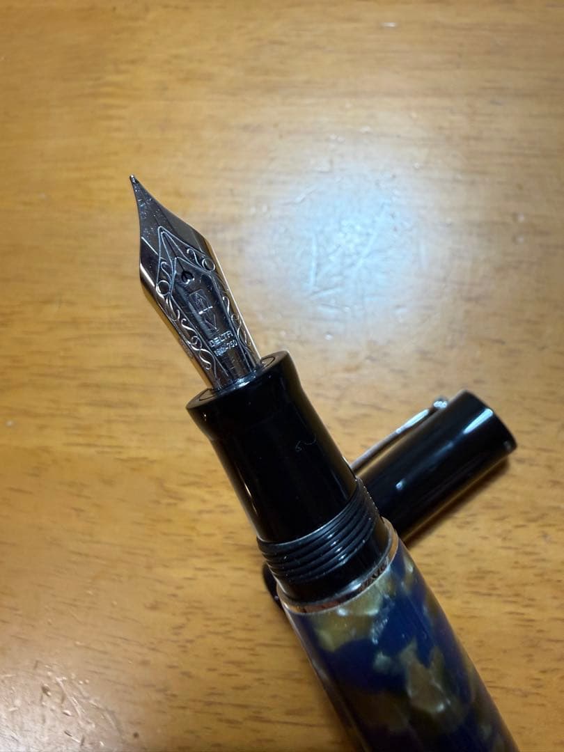 万年筆　DELTA デルタ　オールドナポリ　F 中古品　＊追記あり