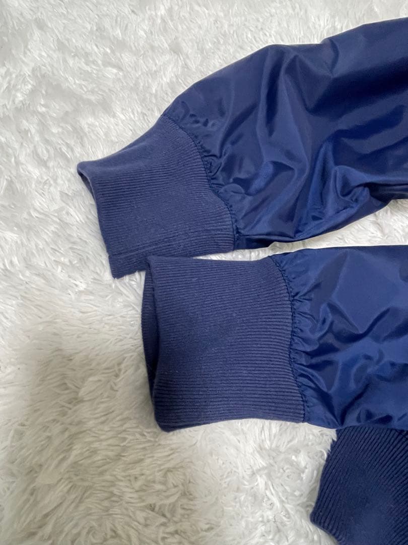 ゆ*ろ様 NIKE ナイロンジャケット ベイビーわるきゅーれ 伊澤彩織、まひろX