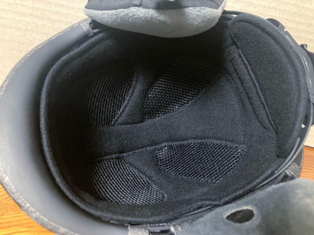 美品 kissmark キスマーク スキー スノボー ヘルメット M 頭部保護