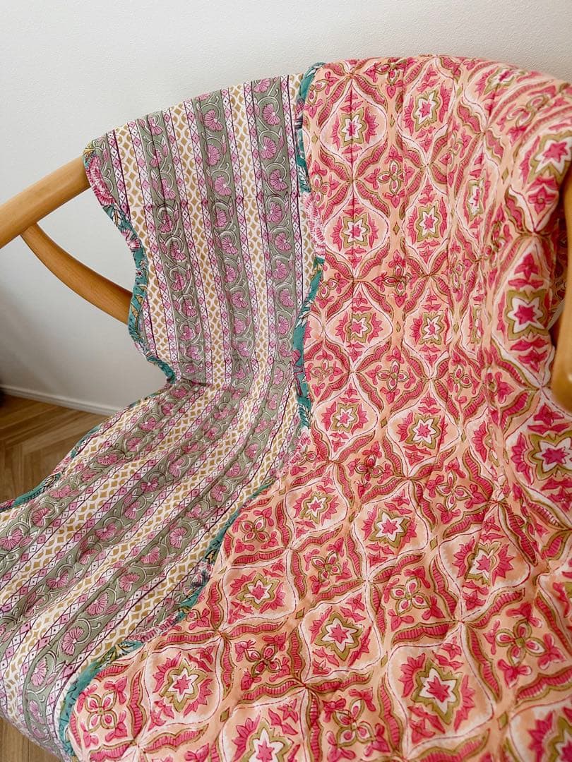 ブロックプリント　うねうねキルトブランケット　オレンジ×グリーン　オリエンタル