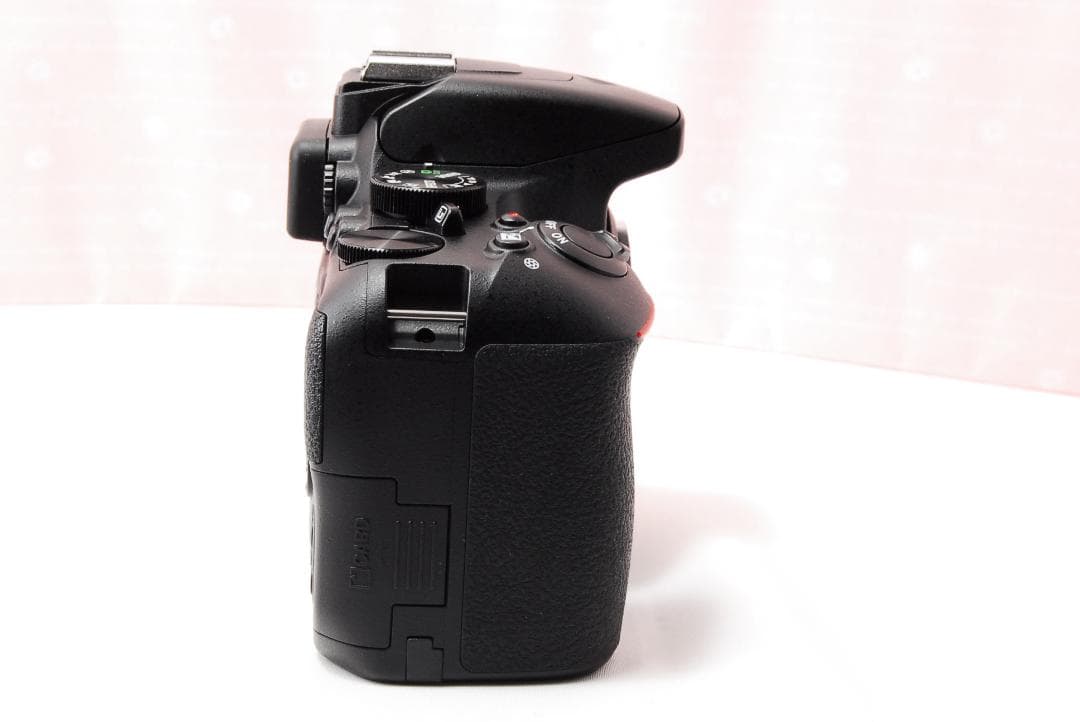 〓シャッター数3,319枚〓ニコン D3500 デジタル一眼レフカメラ