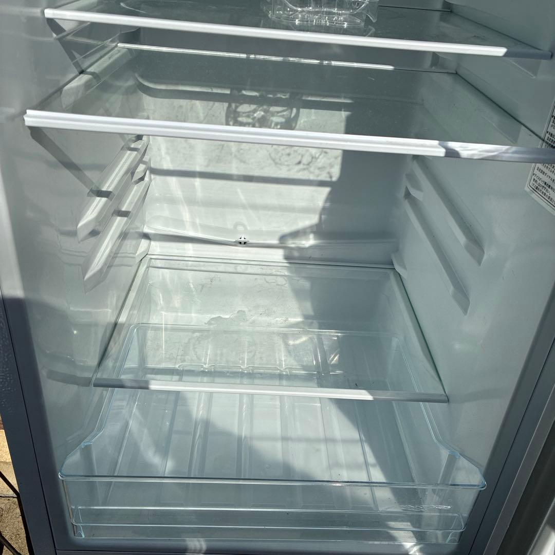 Hisense 冷蔵庫冷凍庫１７５ℓたのめる便8600円込み引き取り5000円