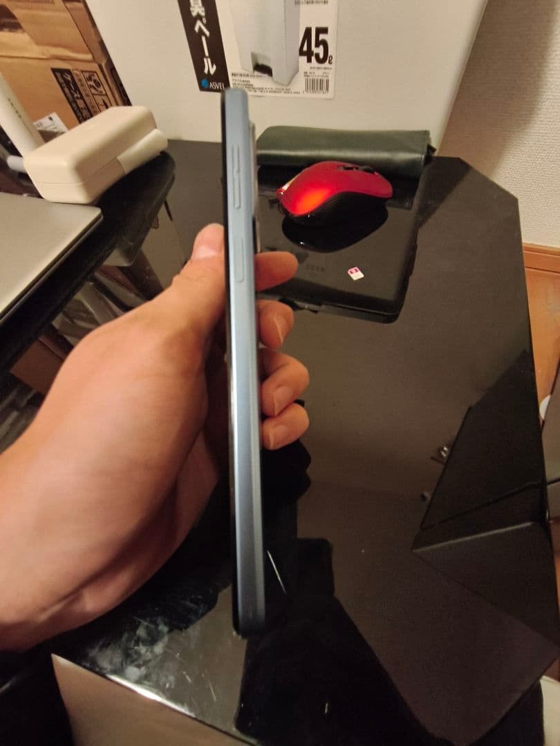 Motorola g64y スマホ本体