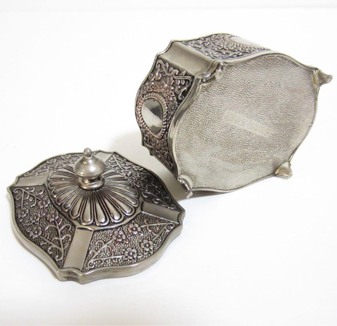 【アンティーク】ジュエリー ケース アクセサリー ケース 置物 金属製