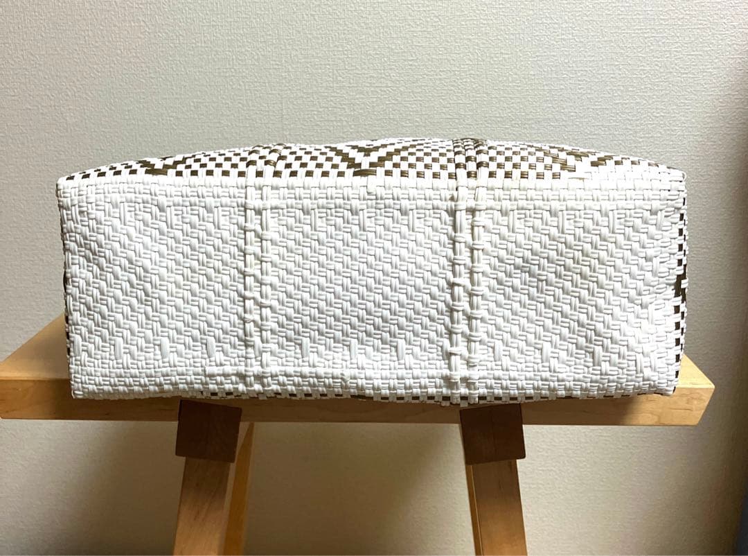 新品　OJO DE MEX オホデメックス　　　　　トートバック大 A4