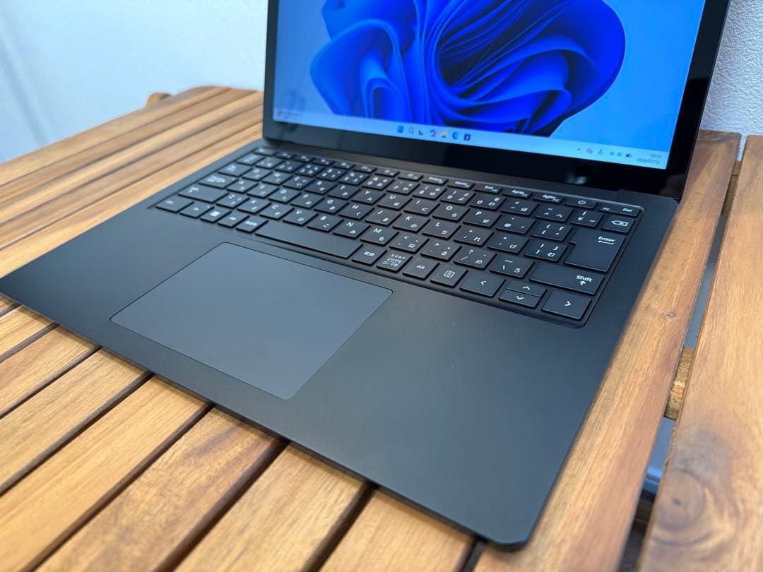 Surface Laptop 5 13.5 i7 32GB 1TB ブラック