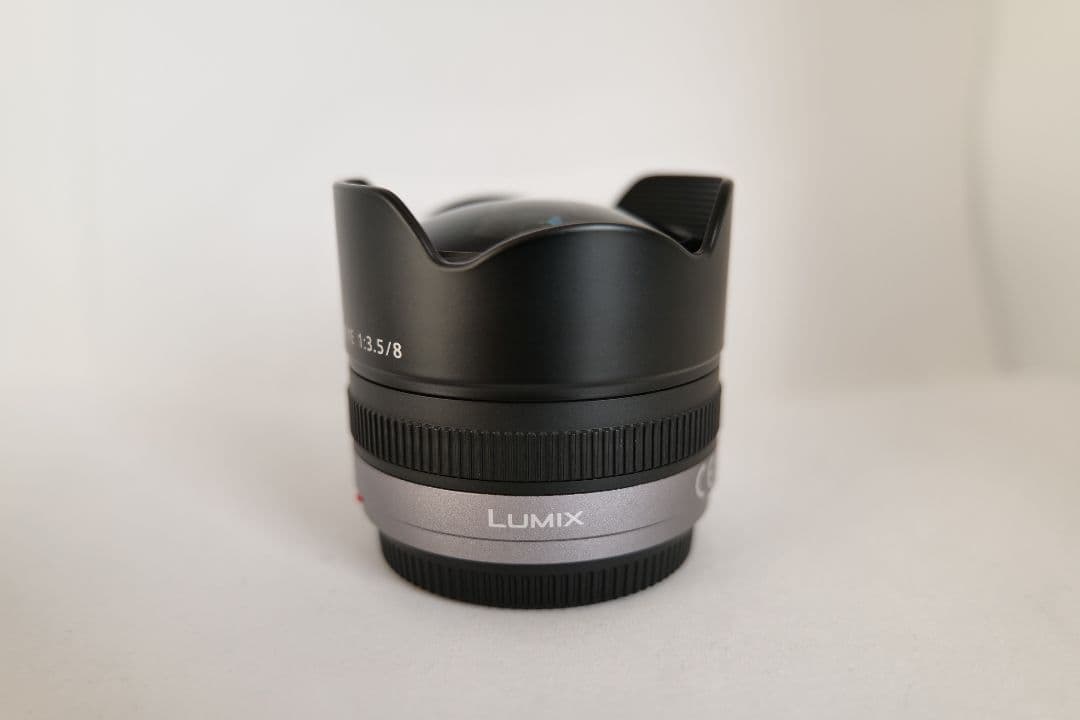 LUMIX G FISHEYE 8mm / F3.5 H-F008 魚眼レンズ