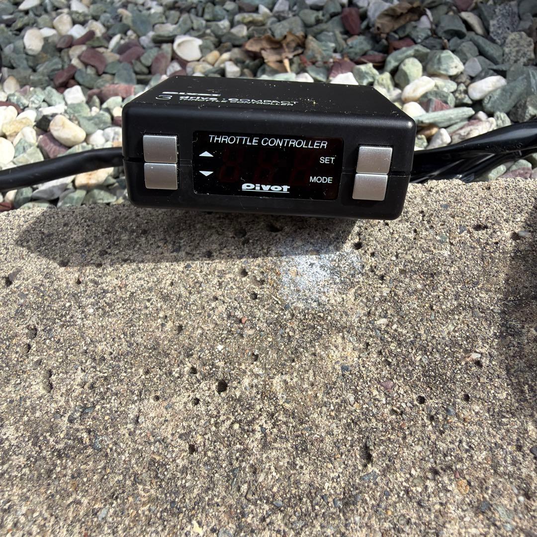 pivot 3 drive COMPACT 30プリウス用ハーネス付き