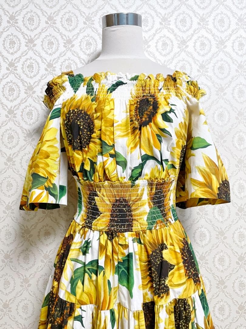 美品 DOLCE&GABBANA ドルチェ&ガッバーナ ひまわり柄ワンピース