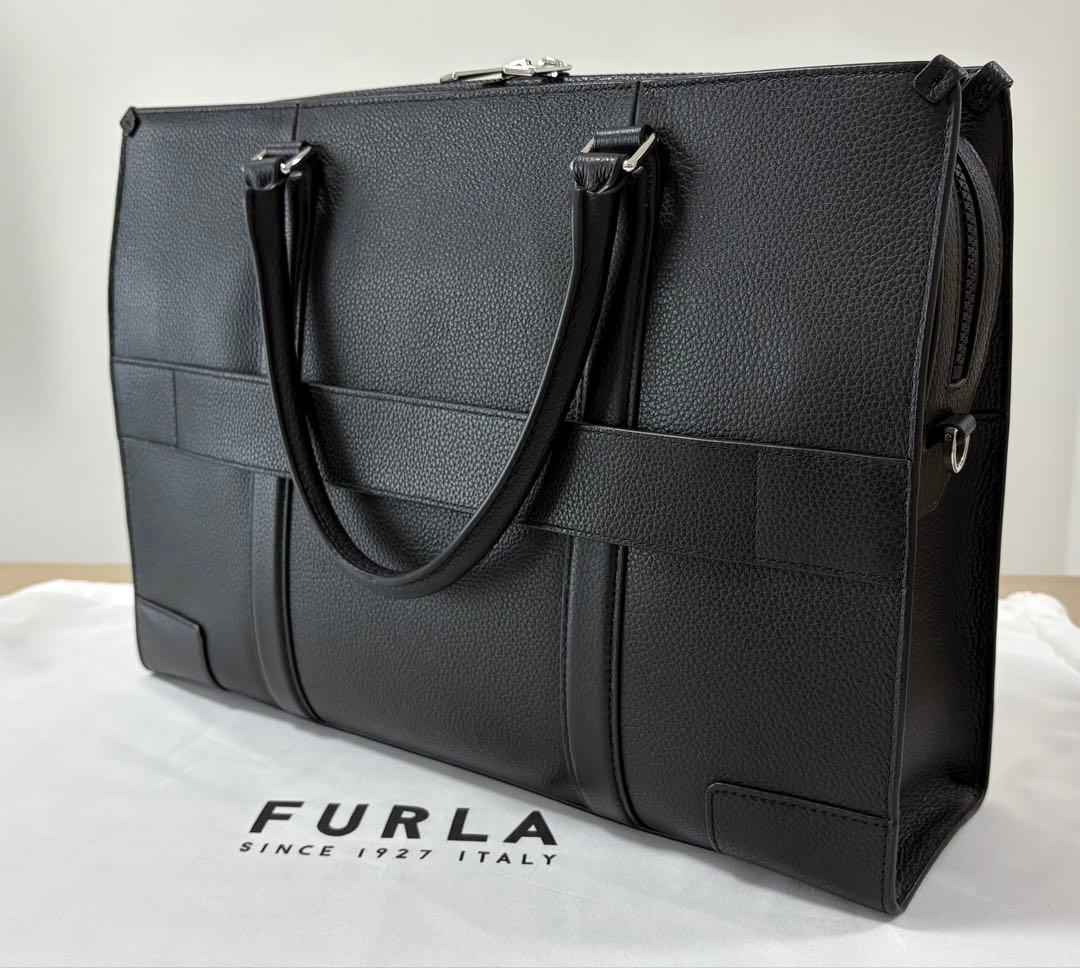 【美品】FURLA バッグ TRAVEL 2Wayビジネスバッグ