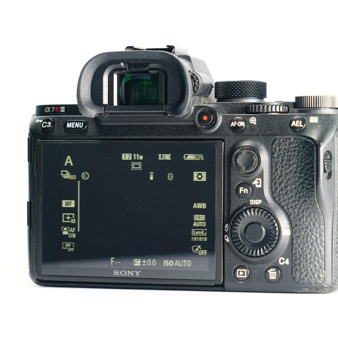 SONY α7RIII 4240万画素 レンズセット 他と差をつける初めの1台