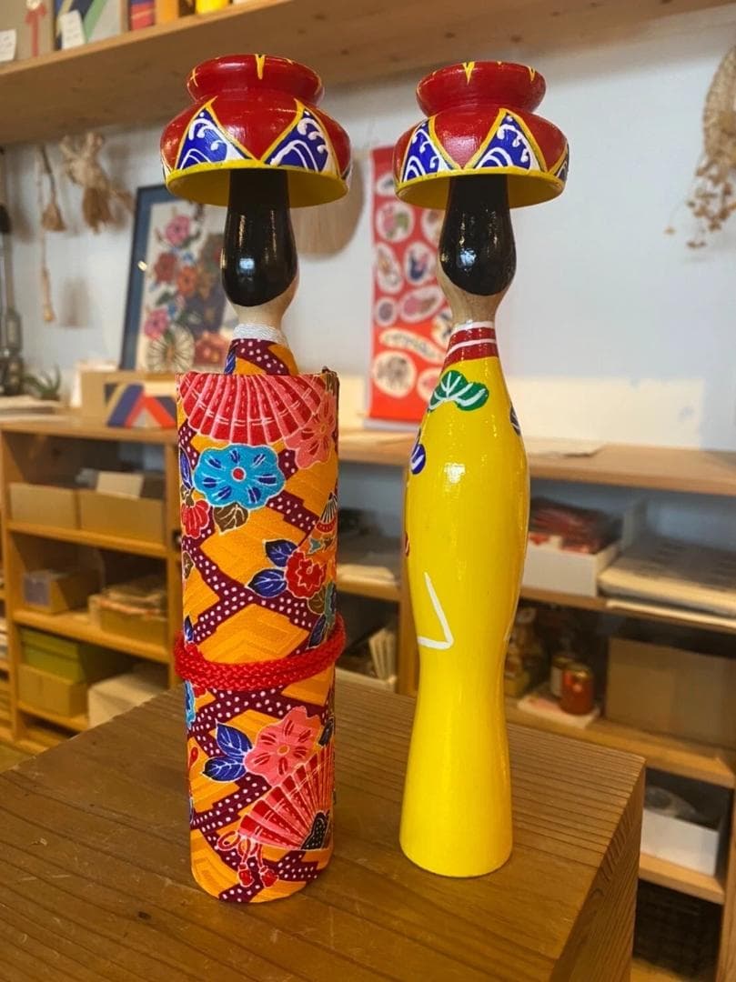 沖縄 琉球 みやらびこけし セット　ハンドメイド伝統工芸品　琉装黄色　約27cm