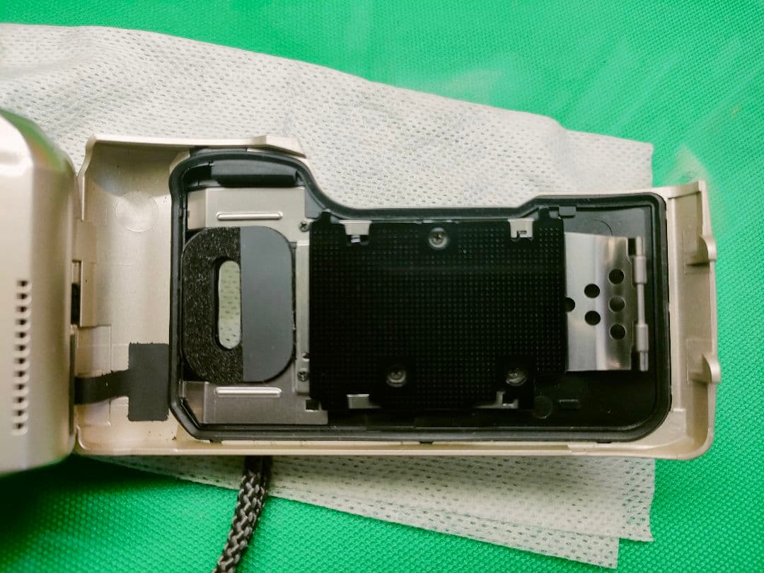 ☆美品☆OLYMPUS　µ-Ⅱ 115VF コンパクトフィルムカメラ　新品電池有