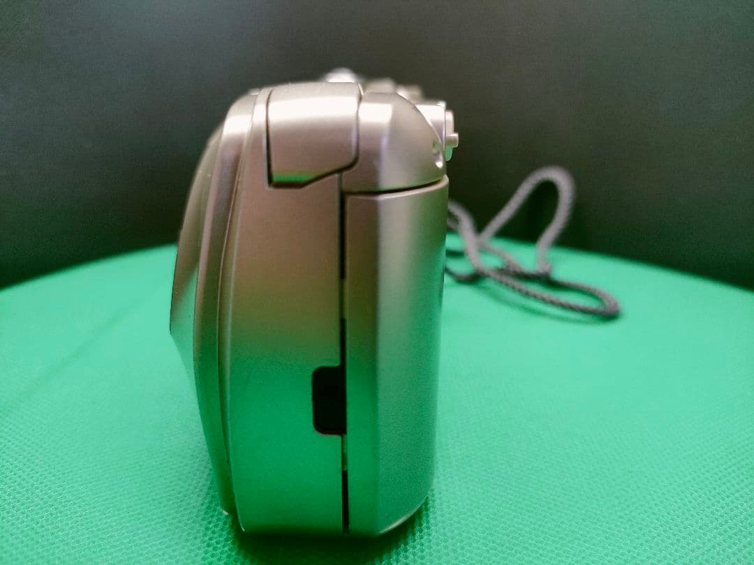 ☆美品☆OLYMPUS　µ-Ⅱ 115VF コンパクトフィルムカメラ　新品電池有