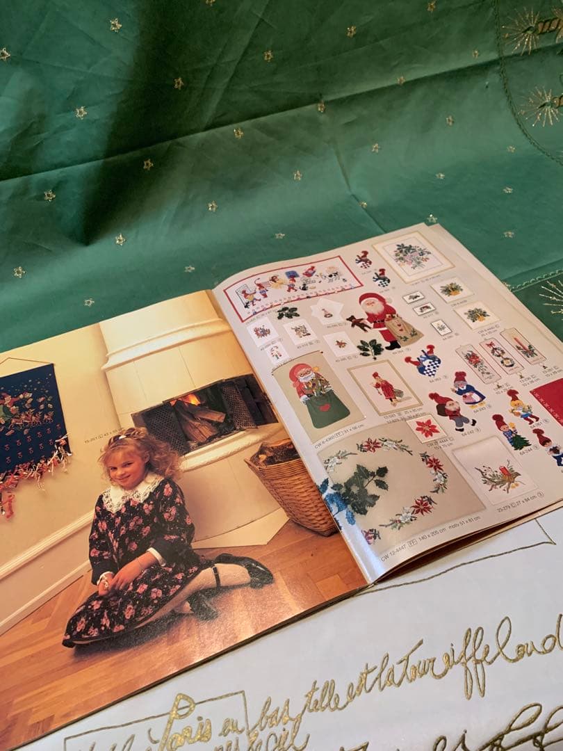 デンマーク製　北欧雑貨　ビンテージのベルプール3点とドイツ魔女オーナメントの4点