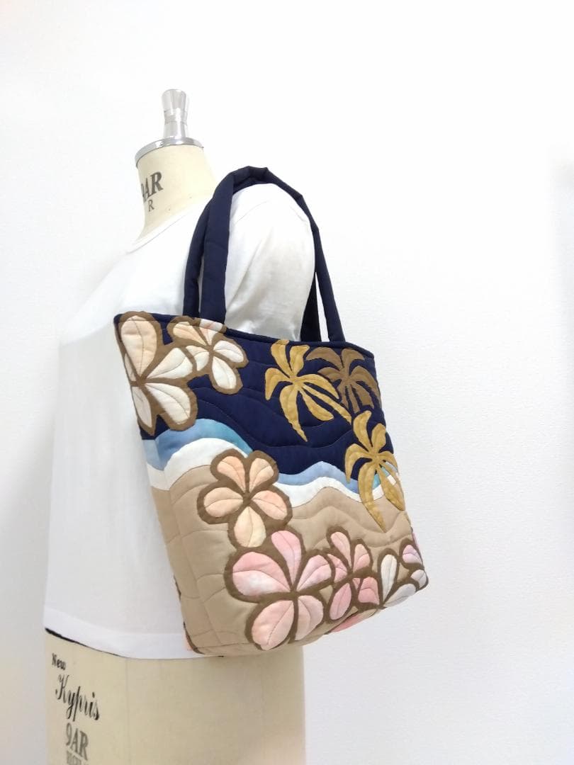 ハワイアンキルト　ハンドメイド　ヤシの木　プルメリアトートバッグ