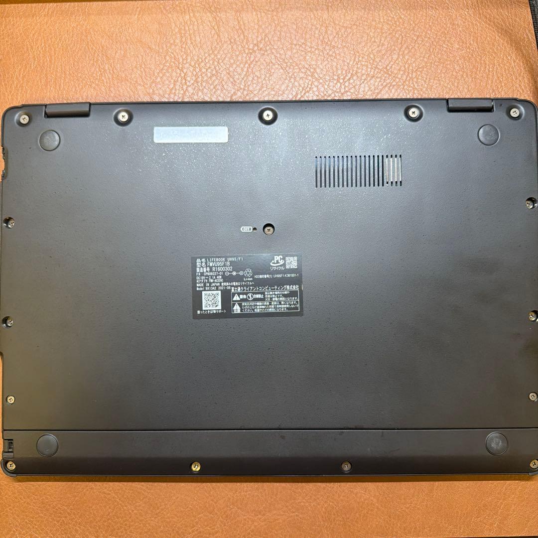 富士通 FUJITSU 2in1 ノートパソコン UH95/F1 13.3型