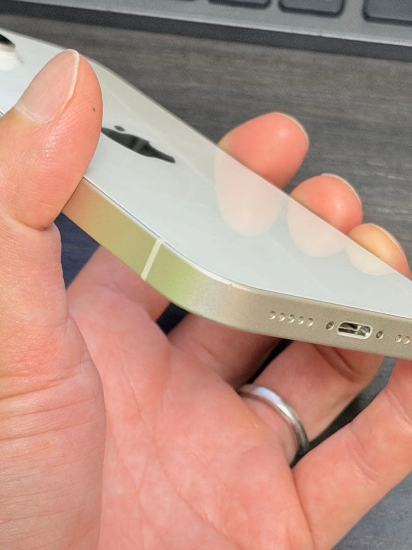 iPhone14 スターライト 128GB 中古