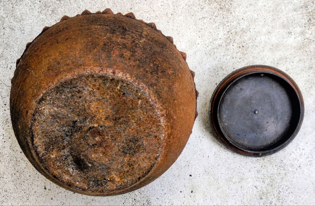 てつ 用の美を感じる器／龍文堂造 鬼あられ／他の人買わないでね