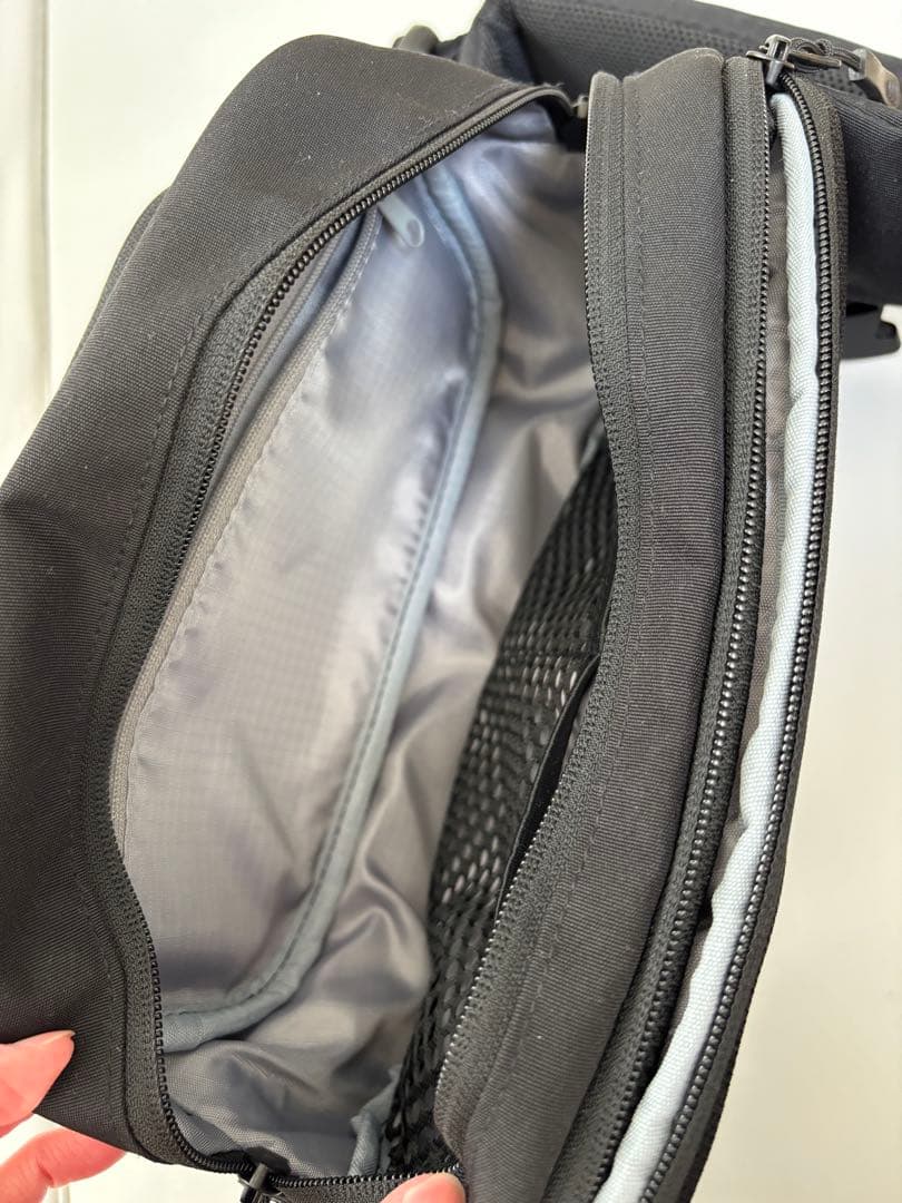 ポムル POMULU 2WAYヒップシート ＊ カジュアルブラック ＊新デザイン