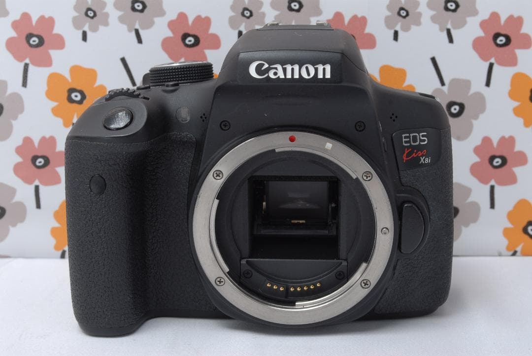 ❤Canon Kiss X8i❤バッテリー２個付き❤Wレンズ❤Wi-Fi転送❤