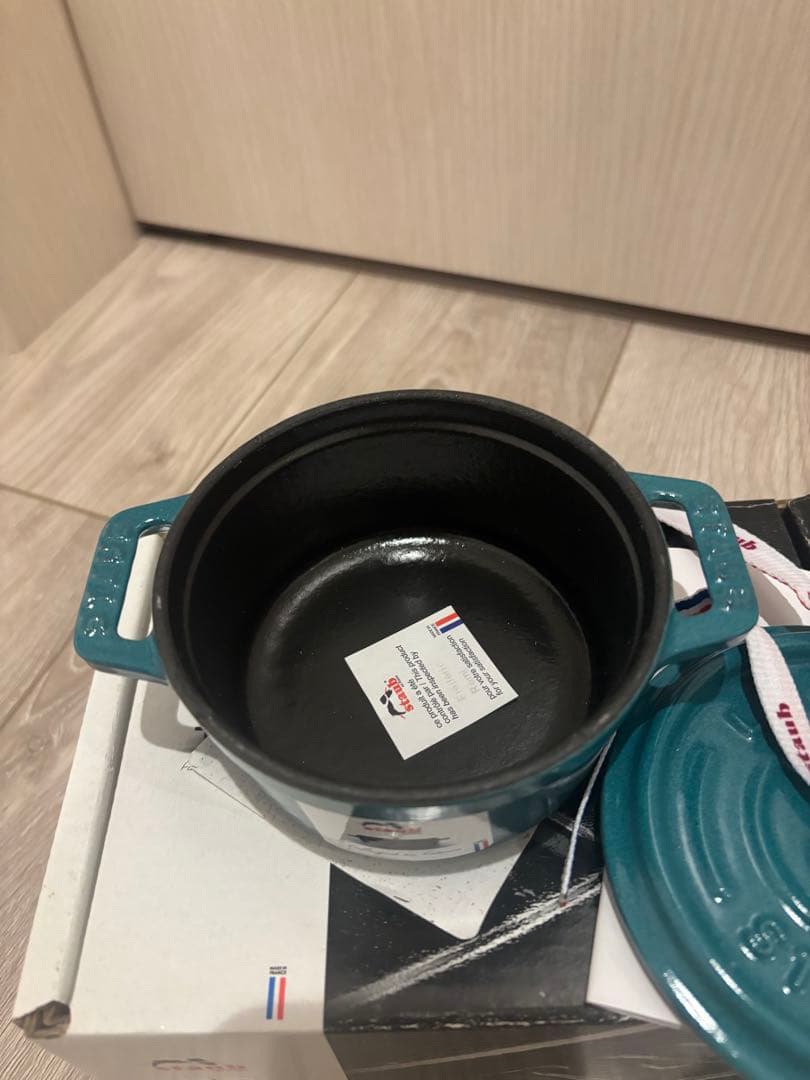 STAUB ラウンドココット ブルーベリー &ミント