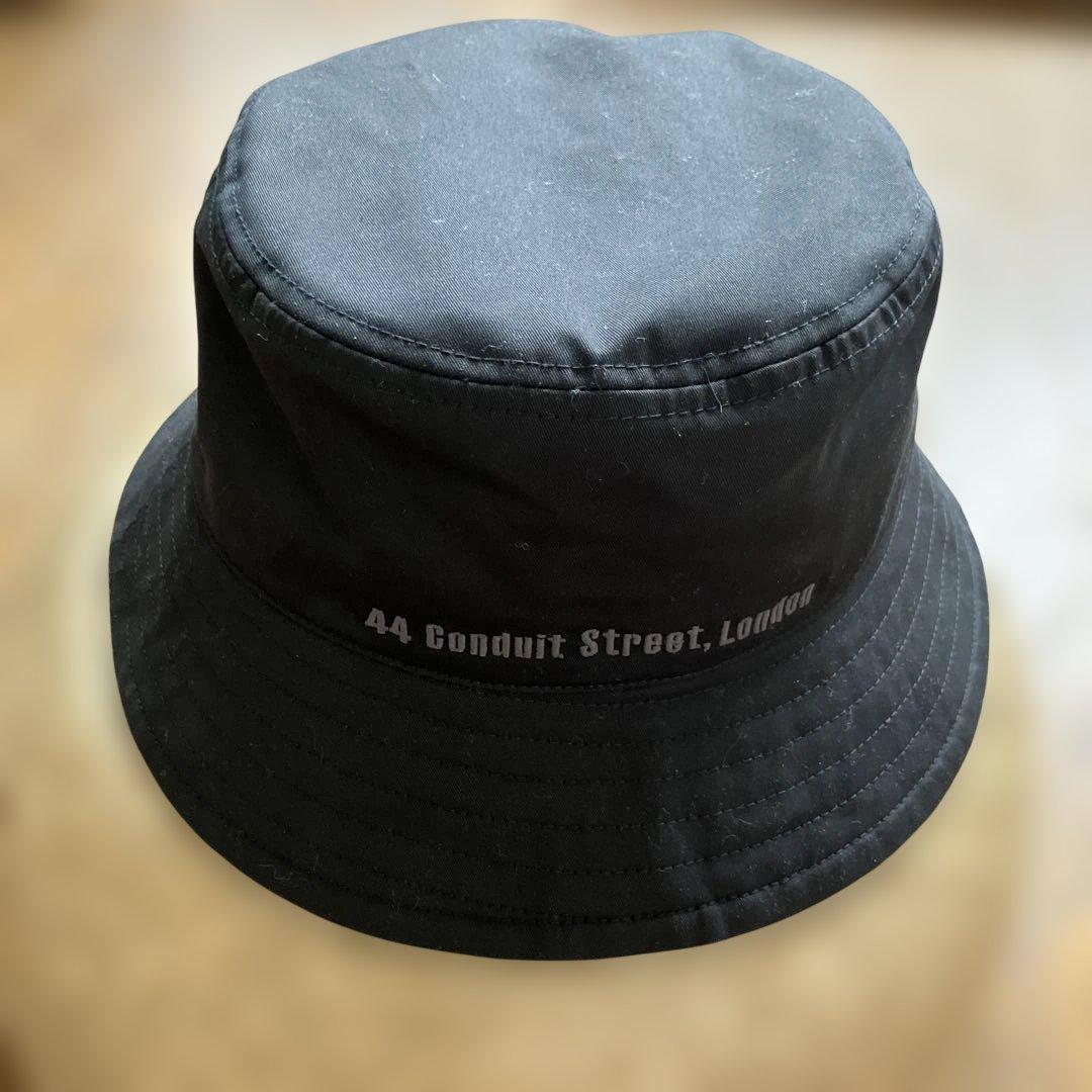 vivienne westwoodブラック バケットハット