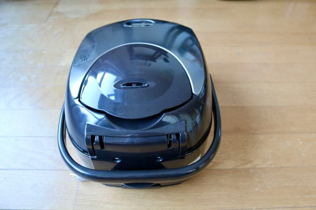 ☆美品！ 2022年製！ 象印 炊飯器 NW-VH10 5.5合 IH炊飯ジャー