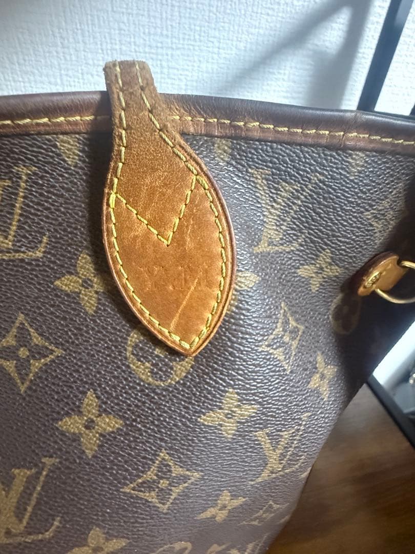 LOUIS VUITTON (ルイヴィトン)ハンドバッグ