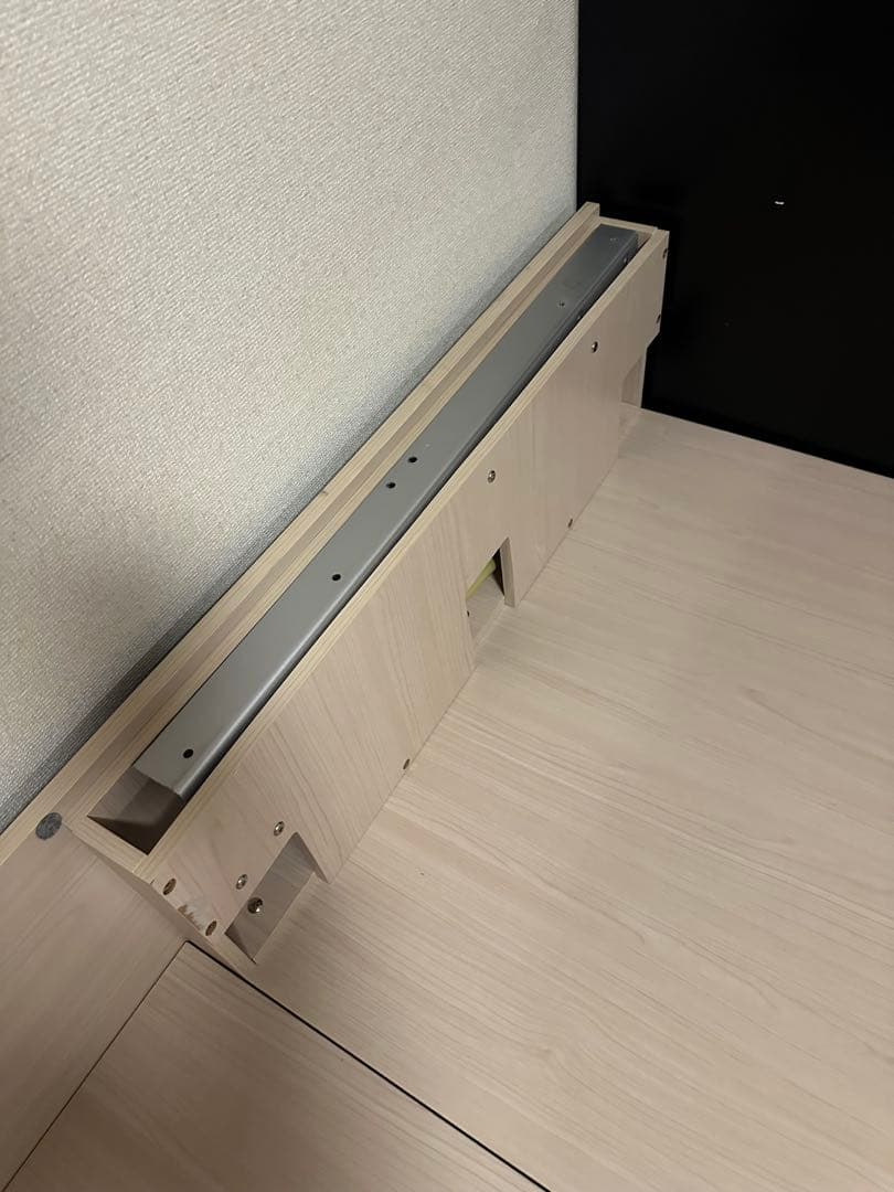 油圧式、収納機能付きのシングルベッド