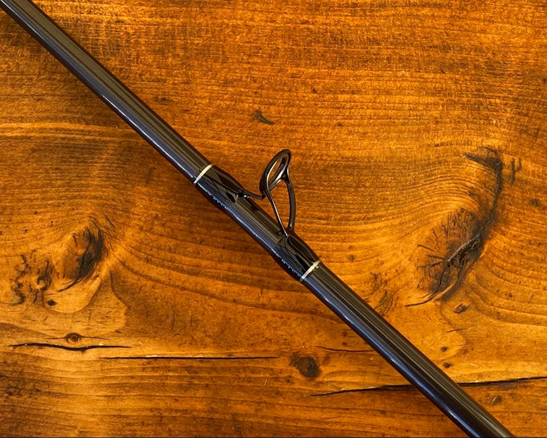 ベイトロッド　C702ML バスロッド　バス釣り　トラウト　ウッドグリップ